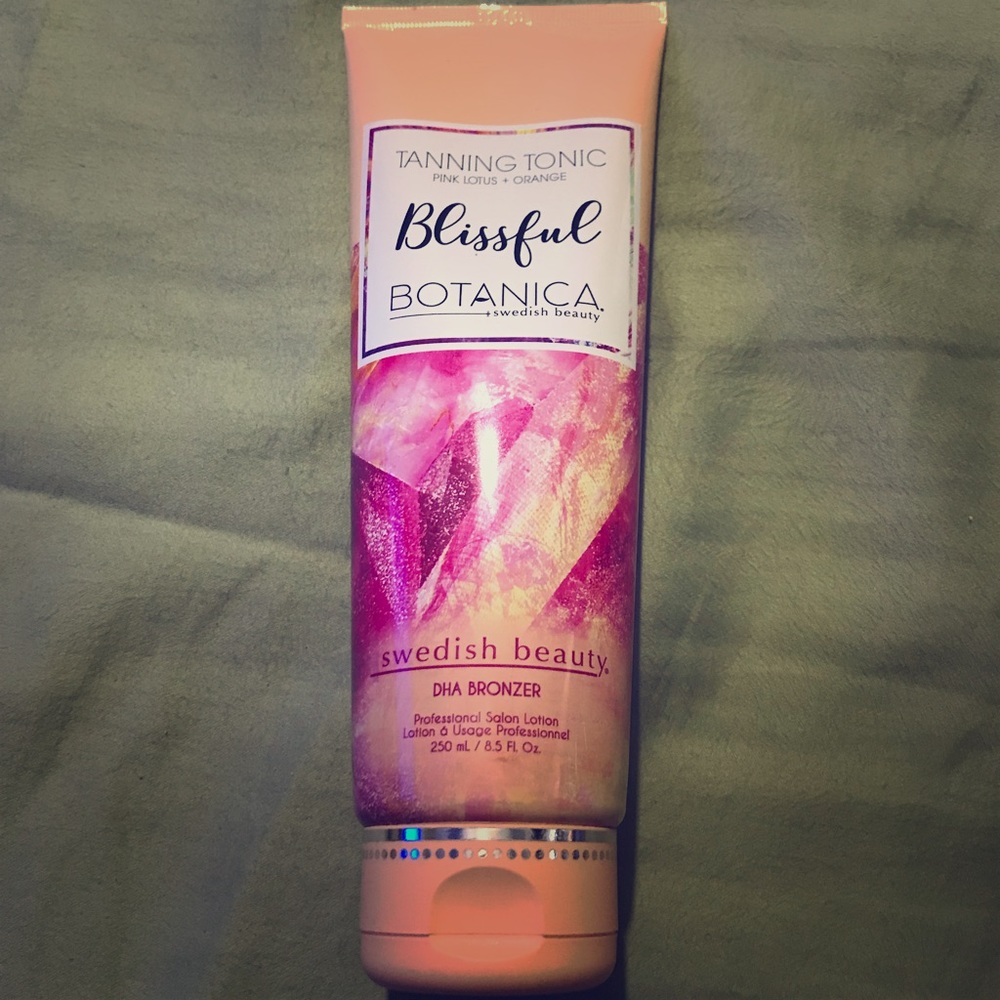 Botonica tanning lotion